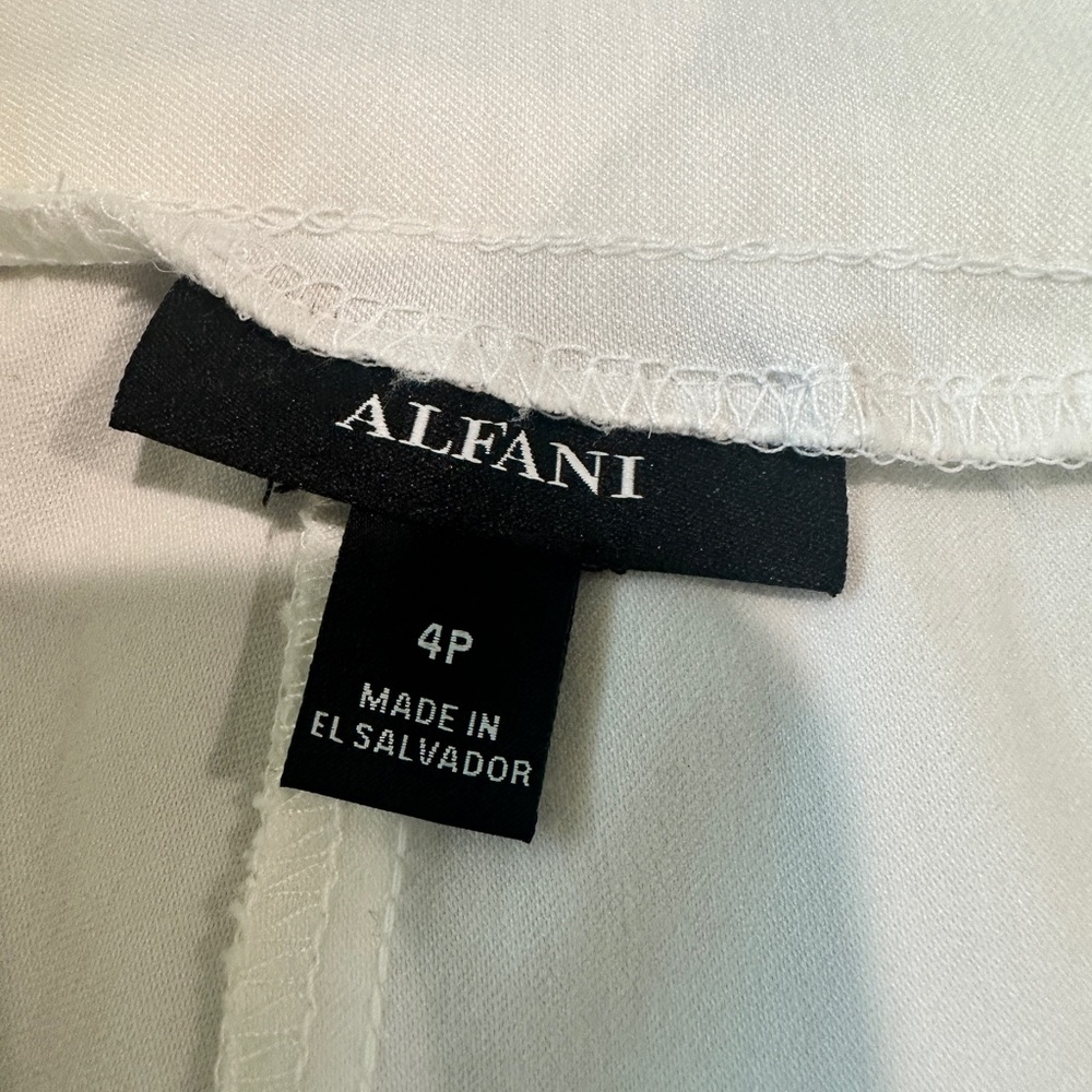 Alfani Skinny Pant with Tummy Control Size 4P White - Picture 4 of 9